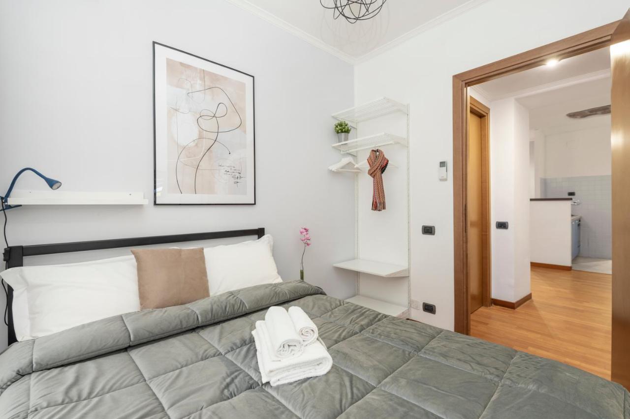 רומא White Rooms Colosseo מראה חיצוני תמונה