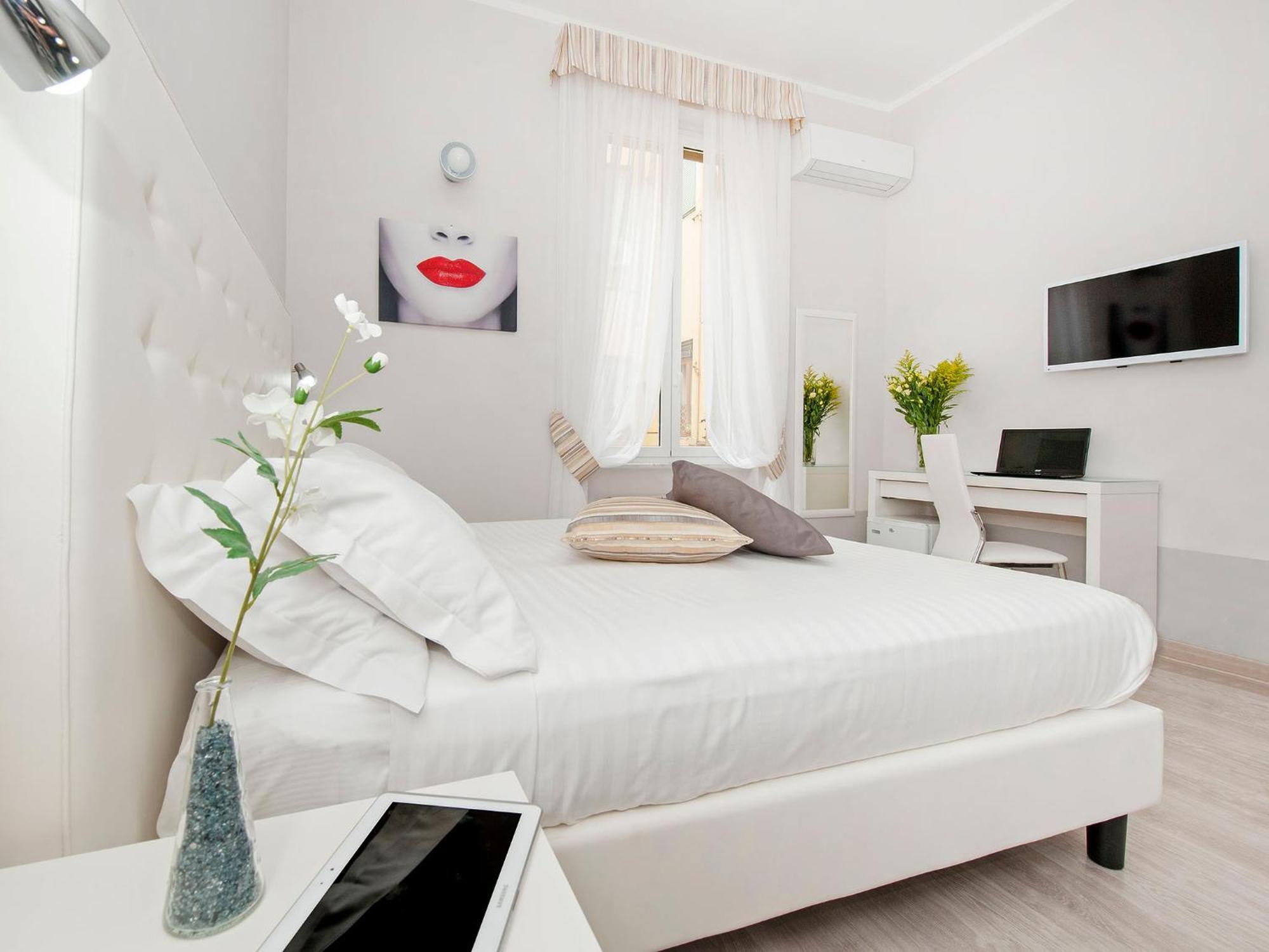רומא White Rooms Colosseo מראה חיצוני תמונה